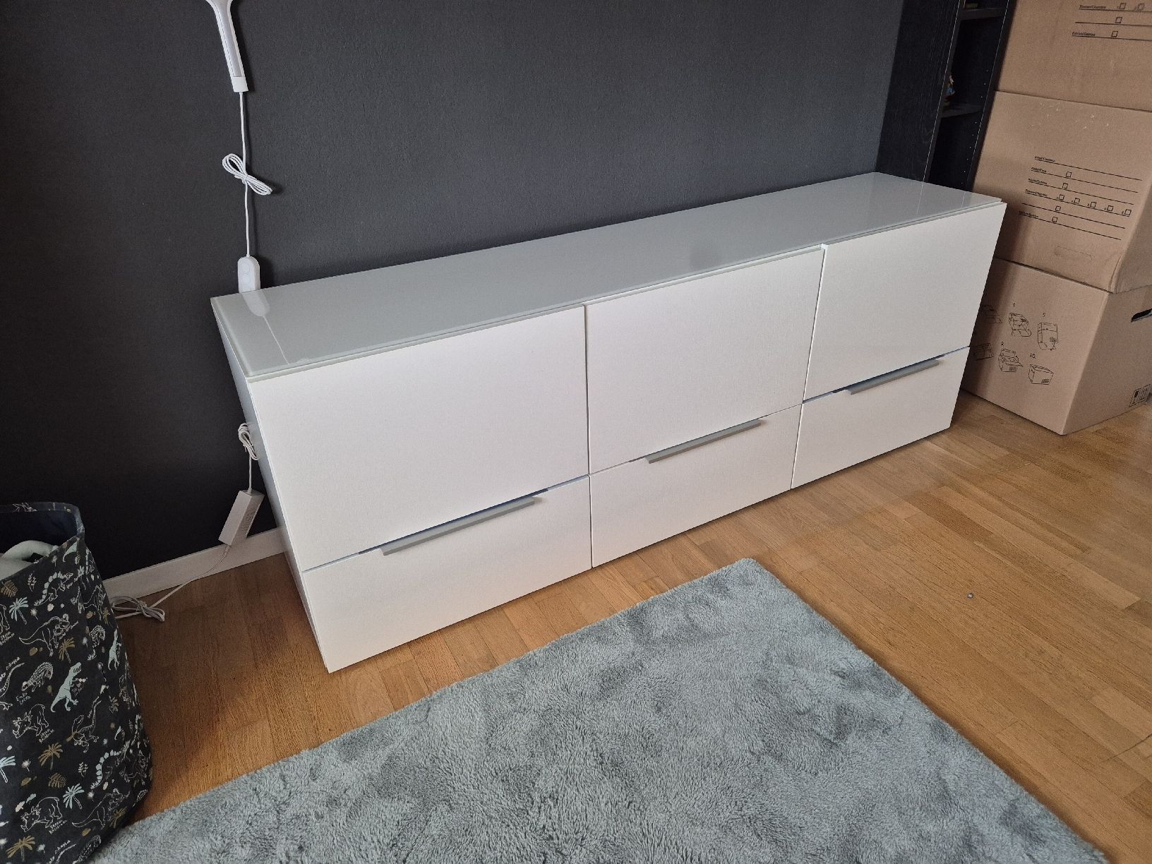Commodes: IKEA Besta Sideboard – D'occasion à Spiez par LiquidFrog