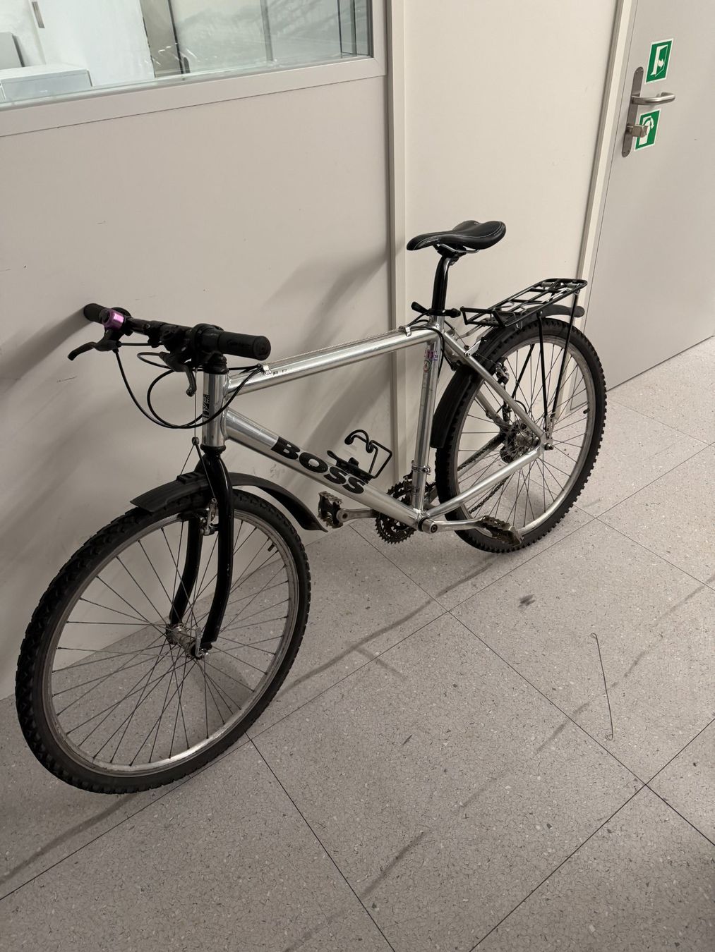 Biciclette: City-Bike Gebraucht!! – Usato da Schwerzenbach venduto da Fachhaus_Logistik