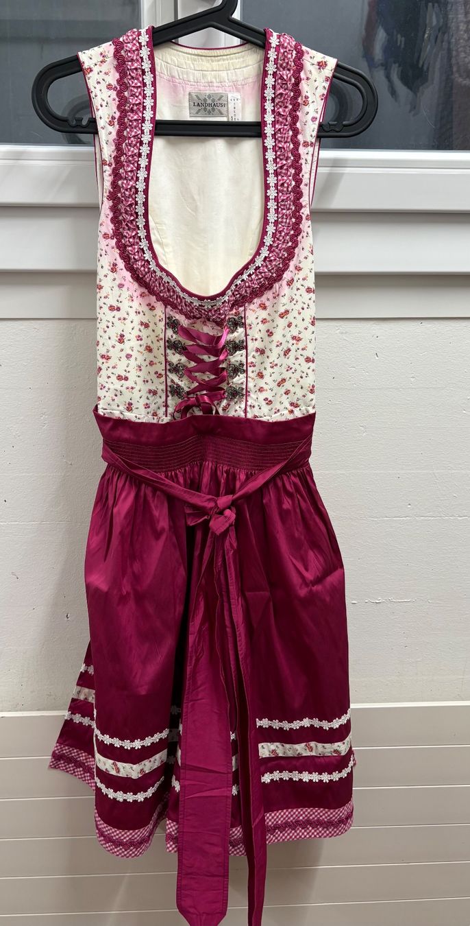 Kleider: Dirndl Gr. 40 – Gebraucht aus Hittnau von danielabu
