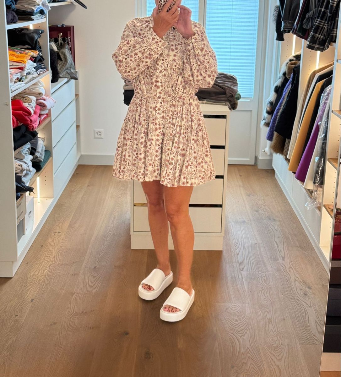 Kleider: Kleid Sandro Paris Blumenmuster Langarm Grösse S – Gebraucht aus Luzern von per_mxf5 2