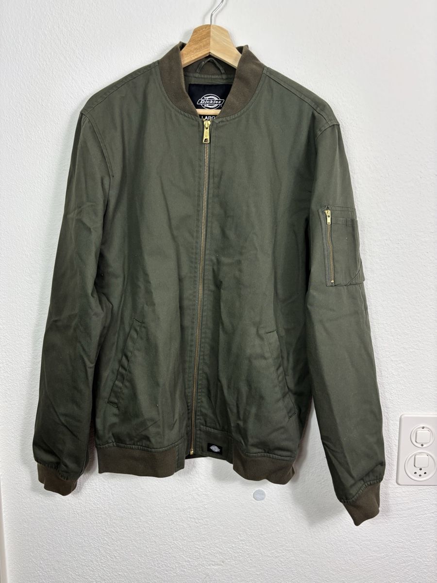 Dickies Jacken: Dickies Jacke – Gebraucht aus Solothurn von skillsine