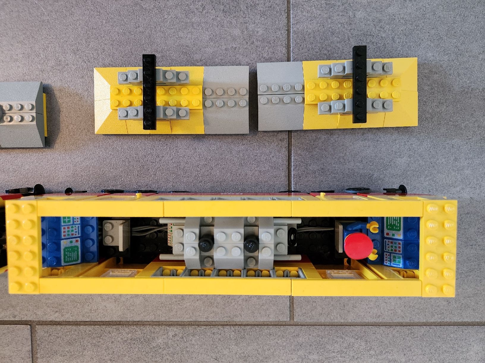 Lego Kit di costruzioni: Train LEGO 7740 12V complet - avec rails et transformateur – Usato da Neyruz FR venduto da Hhenrik 1