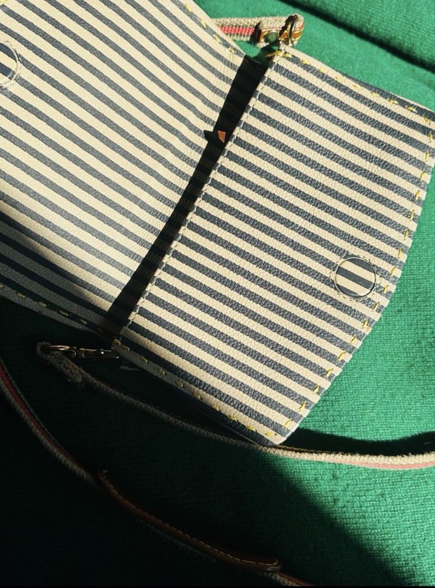 Borse da donna: Holding Horses small bag – Usato da Vevey venduto da ledidream 6