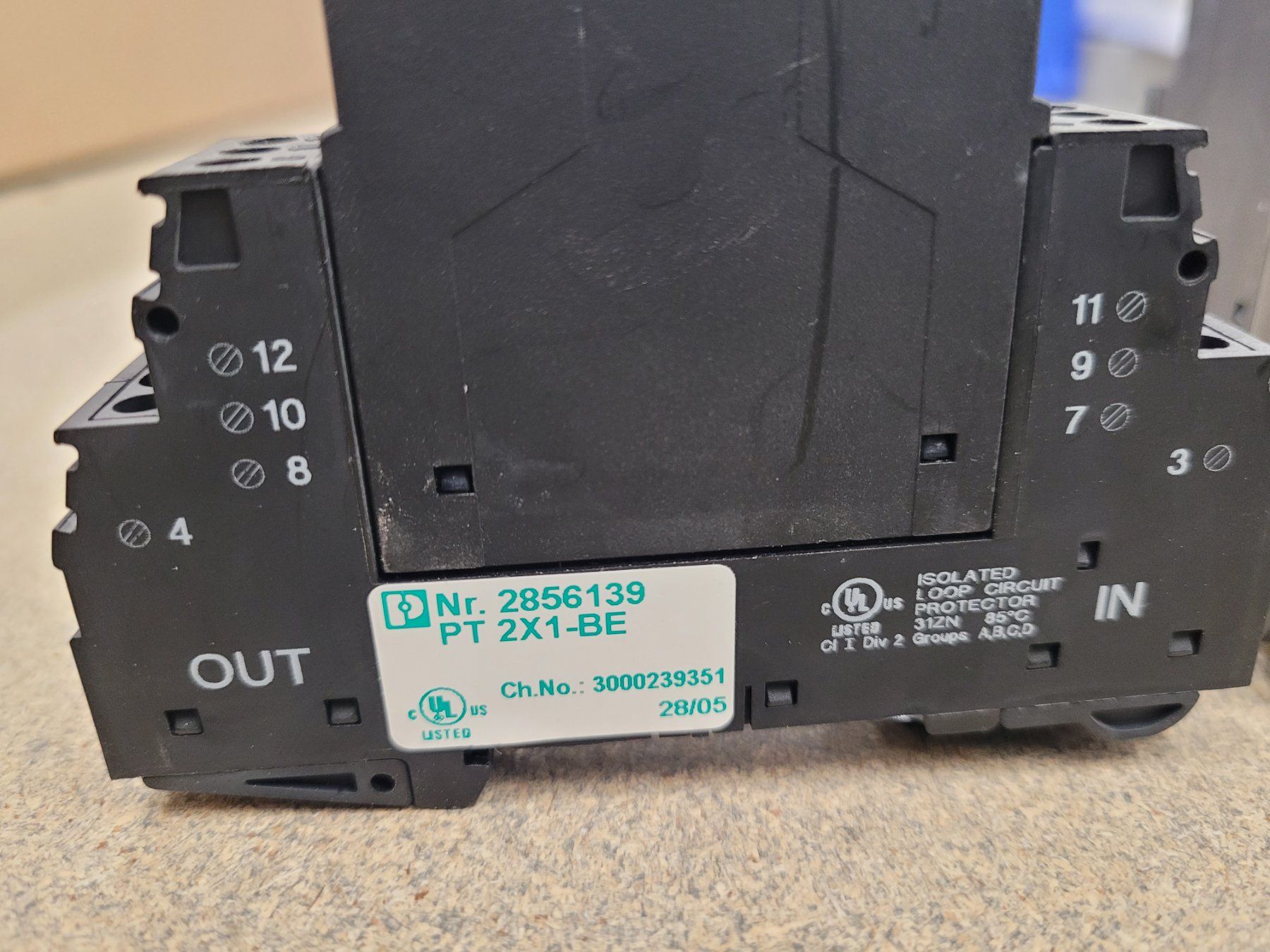 Phoenix Contact Elektronikbauteile: 4 Stück - 2856087 - Überspannungsschutzstecker, Phoenix – Gebraucht aus Vitznau von Night-Fire 4