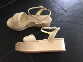 Plateau-Sandalen / Wedges von POLLINI, Gr. 37 SOMMERAKTION