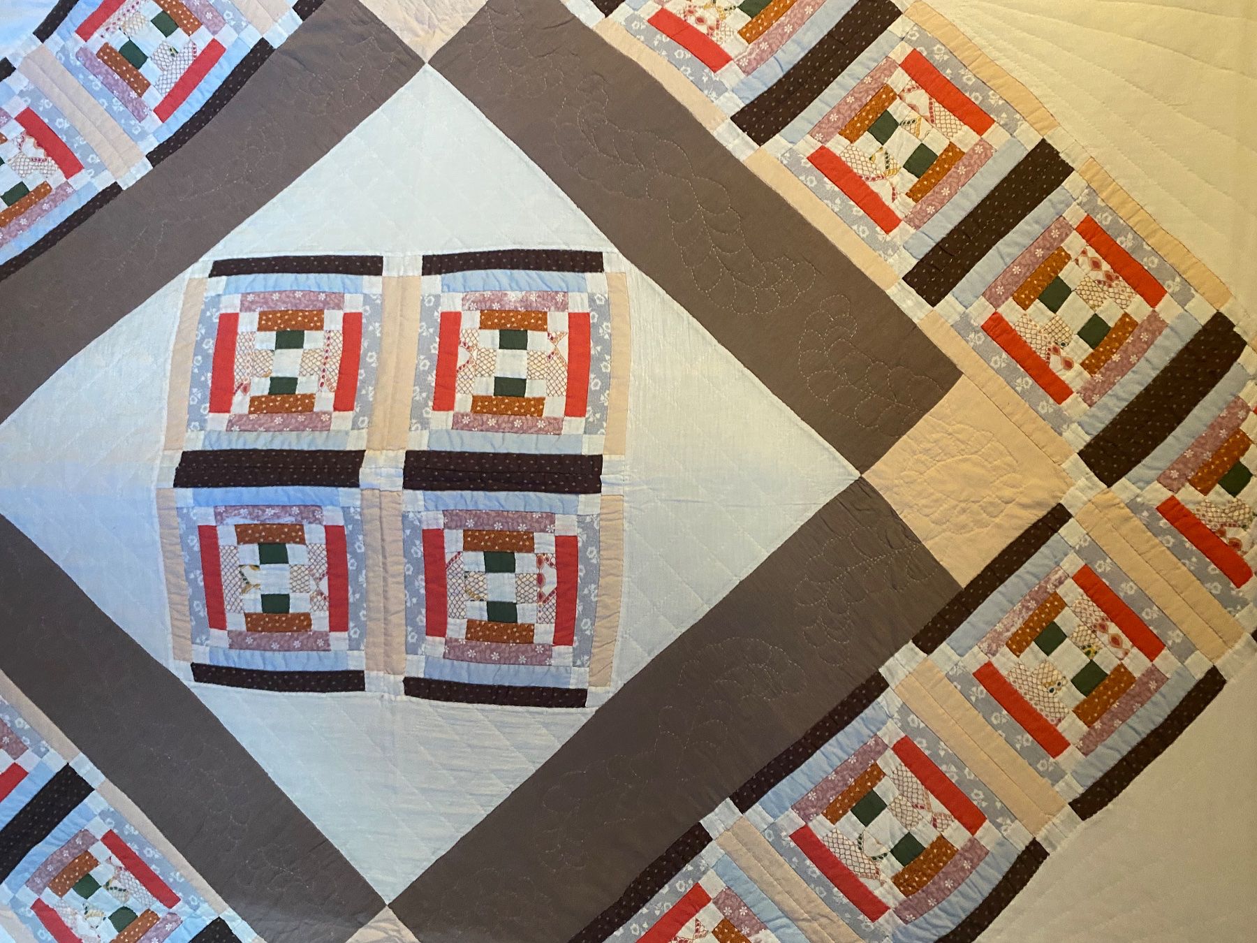 Tessuti: vintage quilt / édredon – Usato da pont-la-ville venduto da dia_tt5h 1