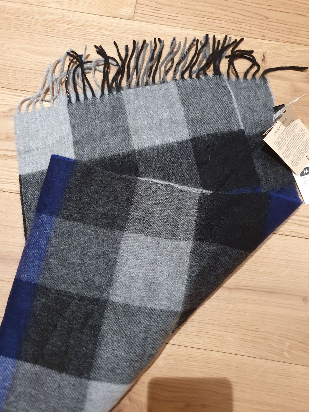 Echarpes: Schal, Cashmere, Kaschmir, Neu – Neuf avec emballage d'origine à Winterthur par Sjull 4