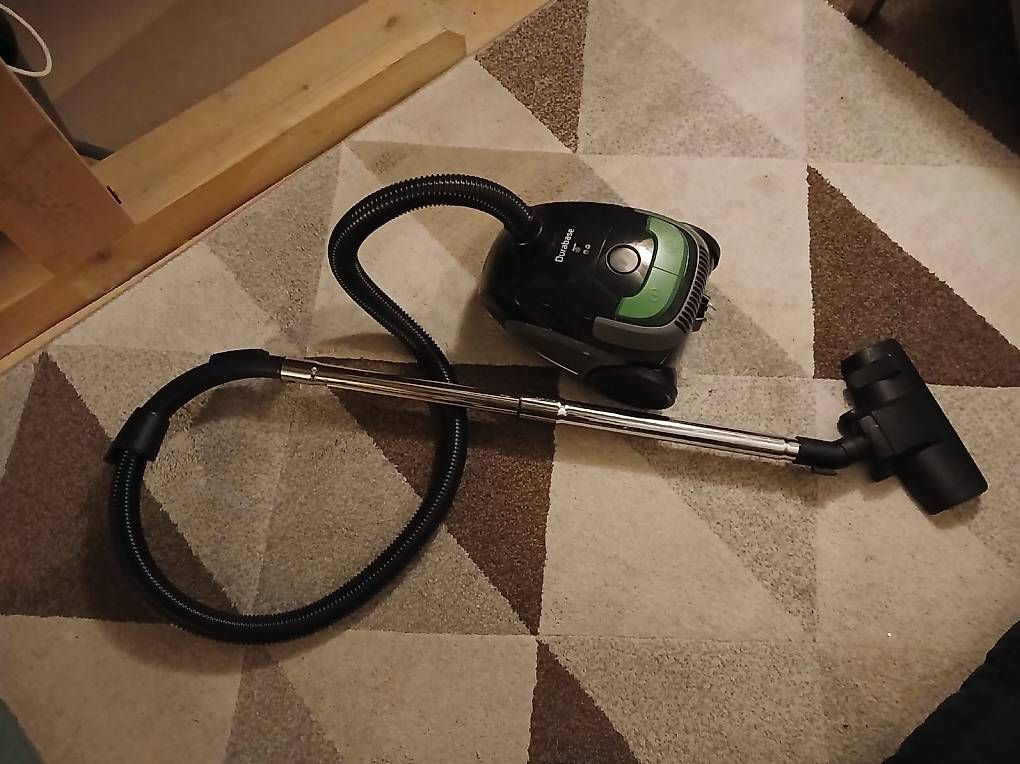 Aspirapolveri & Accessori: Staubsauger  – Usato da Liestal venduto da Sed_r65z 1