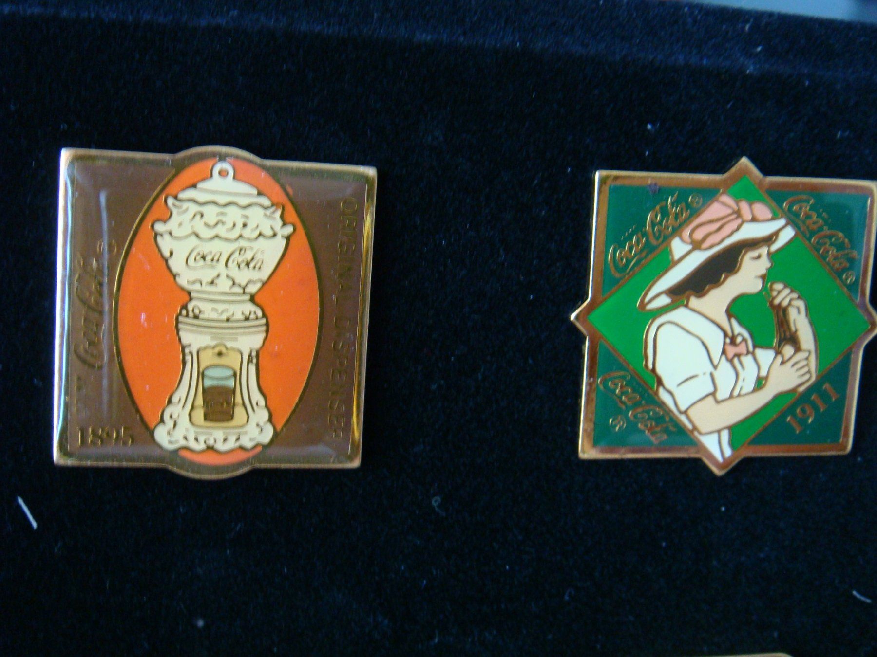 Coca-Cola Placchette & Badge: Pins Coca-Cola vintage – Usato da sugiez venduto da Svicente 2
