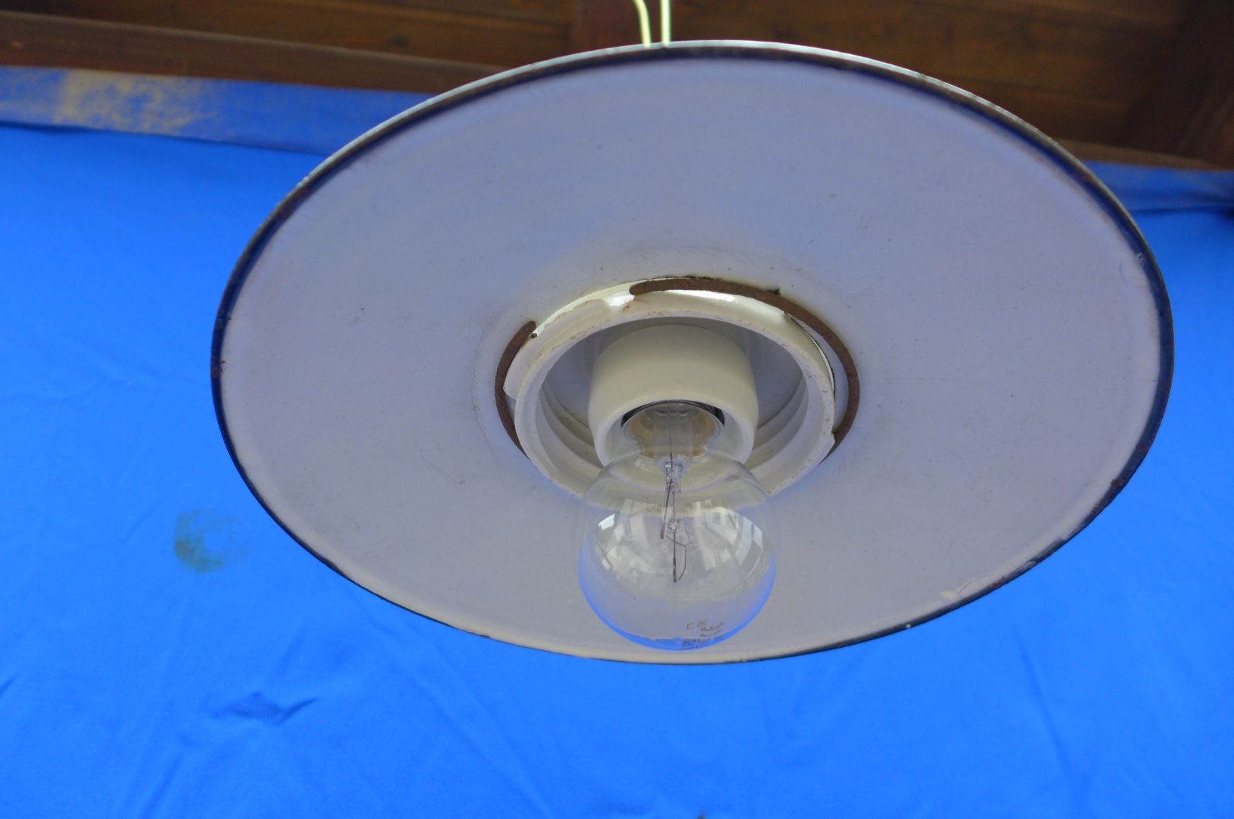 Lampen: Stalllampe ANTIK excelenter Zustand ein Bijou – Gebraucht aus Wila von 7churfirsten 2