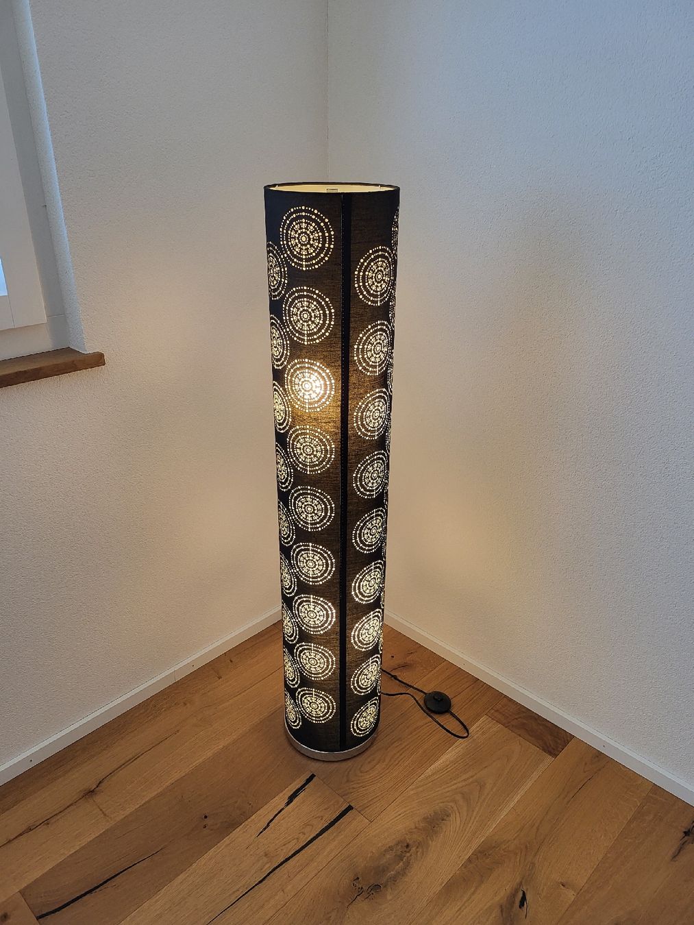Micasa Lampen: Stehlampe Micasa Loulou schwarz mit Muster – Neu (gemäss Beschreibung) aus Gähwil von Ste_Holz
