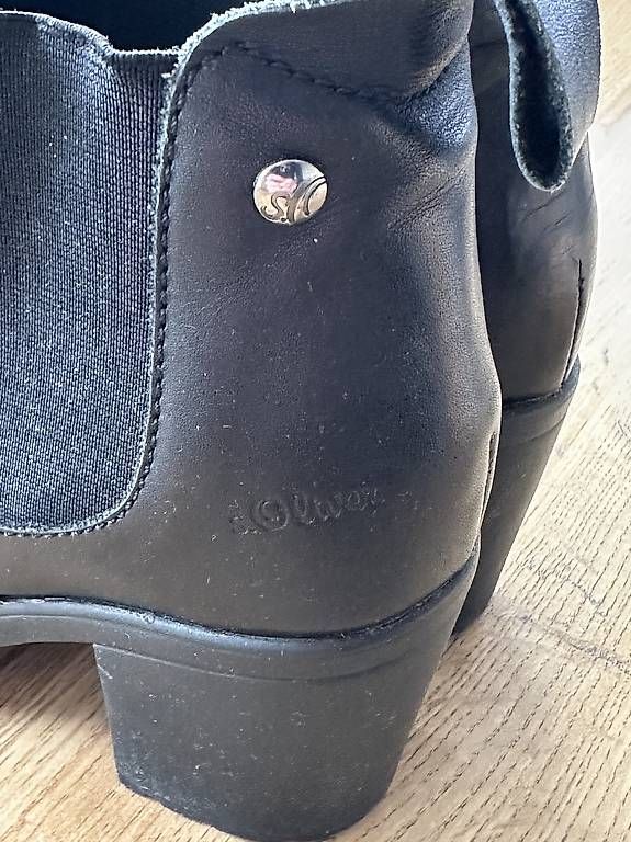 Scarpe da donna: S. Oliver / Schwarze Leder-Stiefeletten / Gr. 40 – Usato da Seuzach venduto da mar_5mtf 3