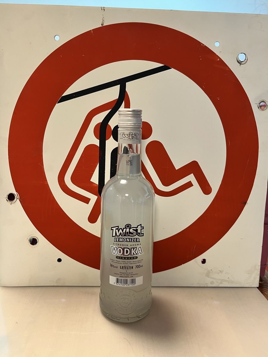 Bevande alcoliche: Twist Lemonizer Vodka Liqueur – Nuovo (secondo la descrizione) da Sevelen venduto da Ritiplampi 1