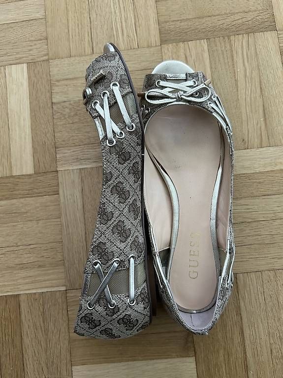 Scarpe da donna: Sandalette Guess – Usato da Neuchâtel venduto da zib_lzs8 1