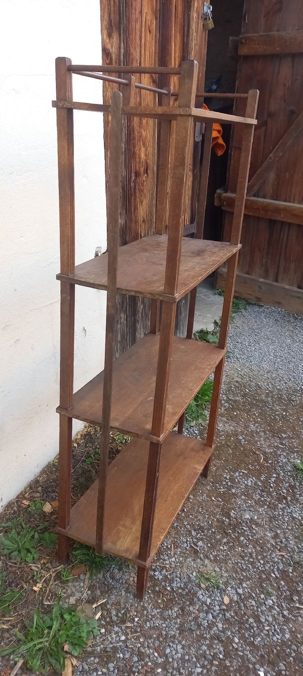 Scaffali: Schönes, antikes Regal – Usato da Wädenswil venduto da Greatstuff 1