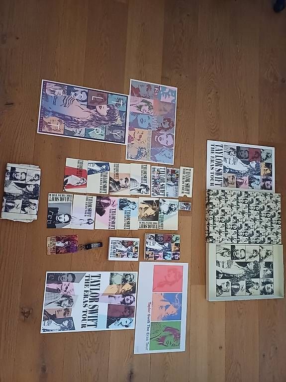Bücher: Taylor Swift VIP The Eras Box – Gebraucht aus Paspels von giu_vt7p