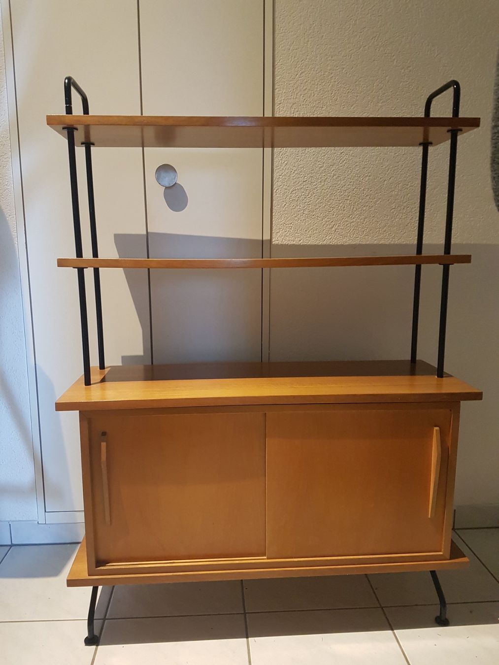 Scaffali: Wohnbedarf Bücherregal Etagere – Usato da Wallisellen venduto da Swissline11 3