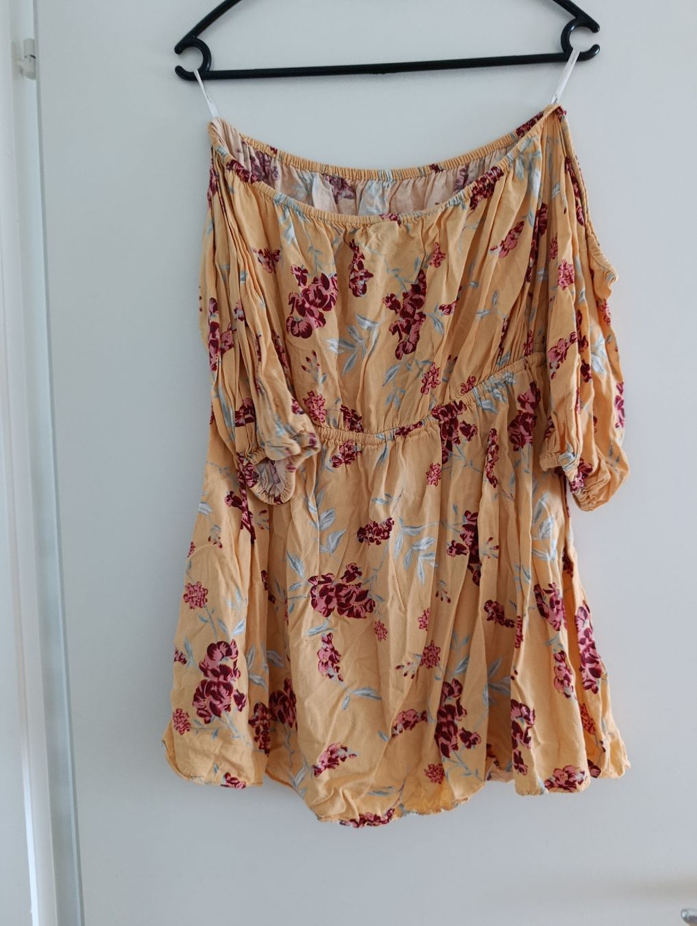 Kleider: Kleid MINKPINK Gr. S – Gebraucht aus Bellach von TORA4 2