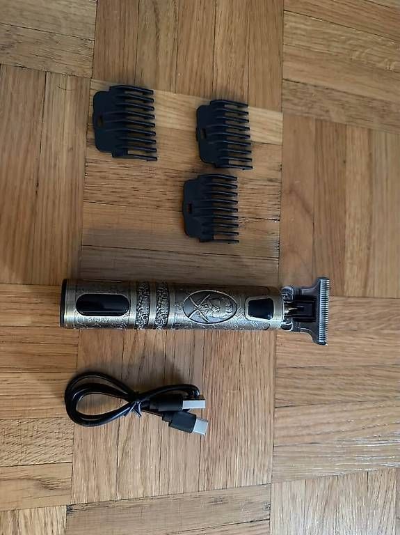 Schneiden: Tondeuse de finition rechargeable  avec accessoires – Gebraucht aus Meyrin von dianalopes