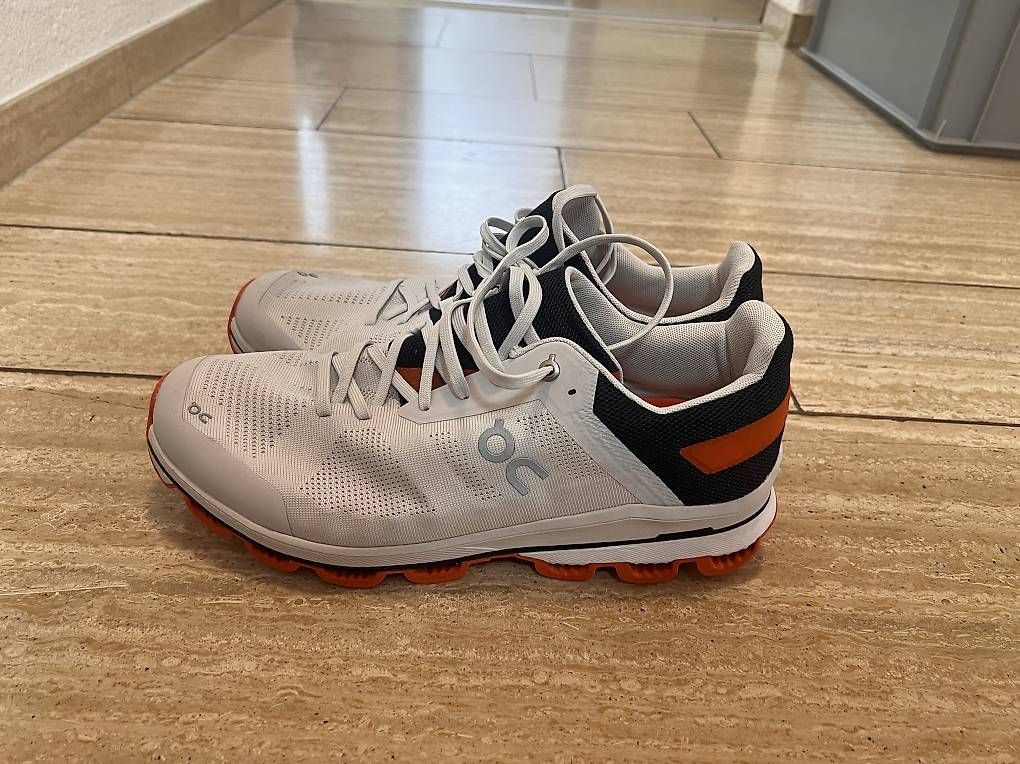 On Chaussures hommes: On Cloud Cloudsurfer 46 ungetragen – Neuf (Voir description) à Flums par mojo265 1