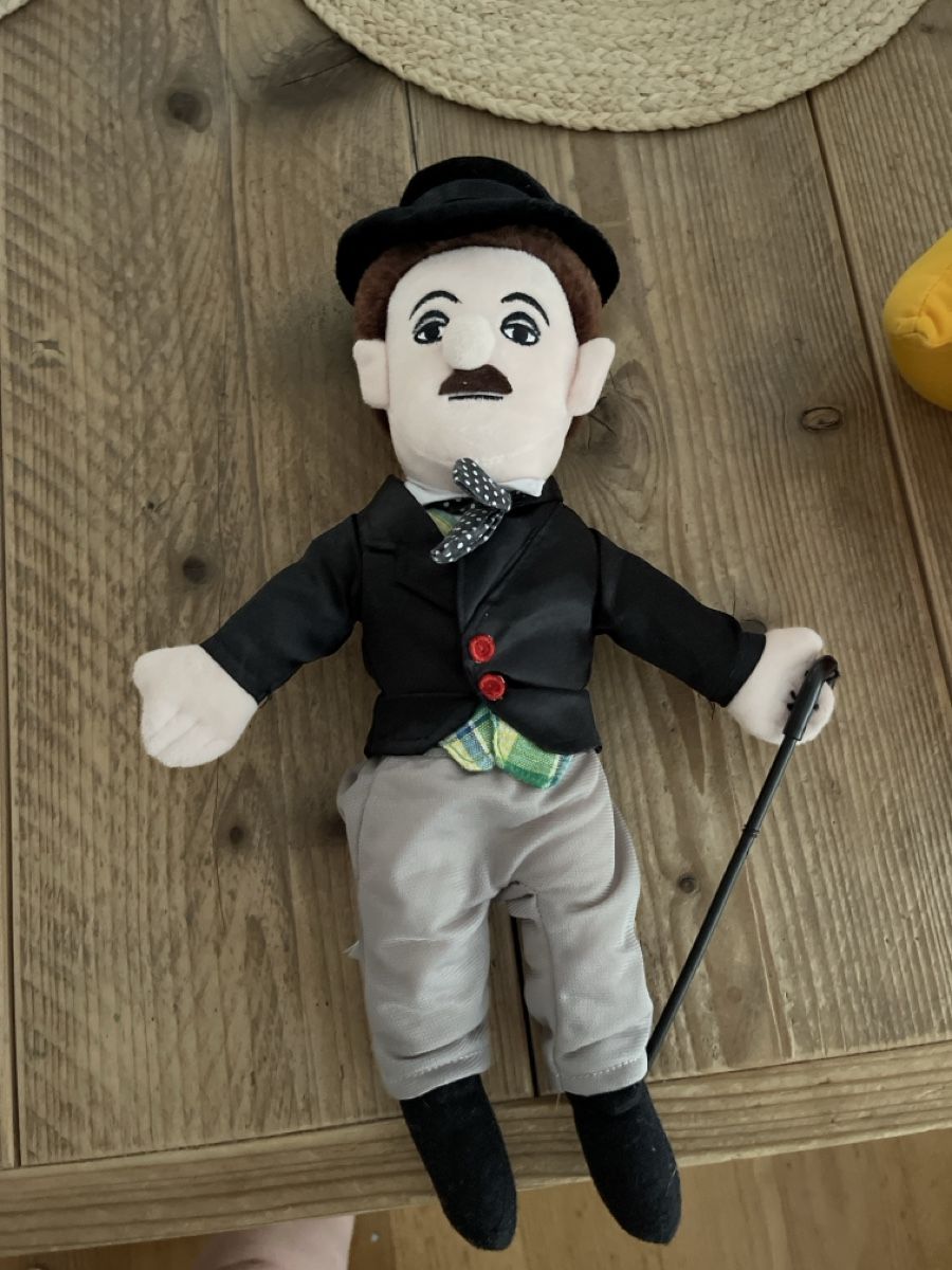 Giocattoli: Charlie Chaplin Plüschfigur 40cm – Usato da Möhlin venduto da avellino07