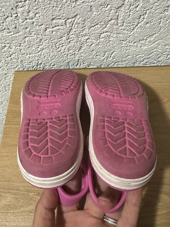 Schuhe für Mädchen: Crocband Crocs Rose C12 – Gebraucht aus Clarens von Azure1982 3