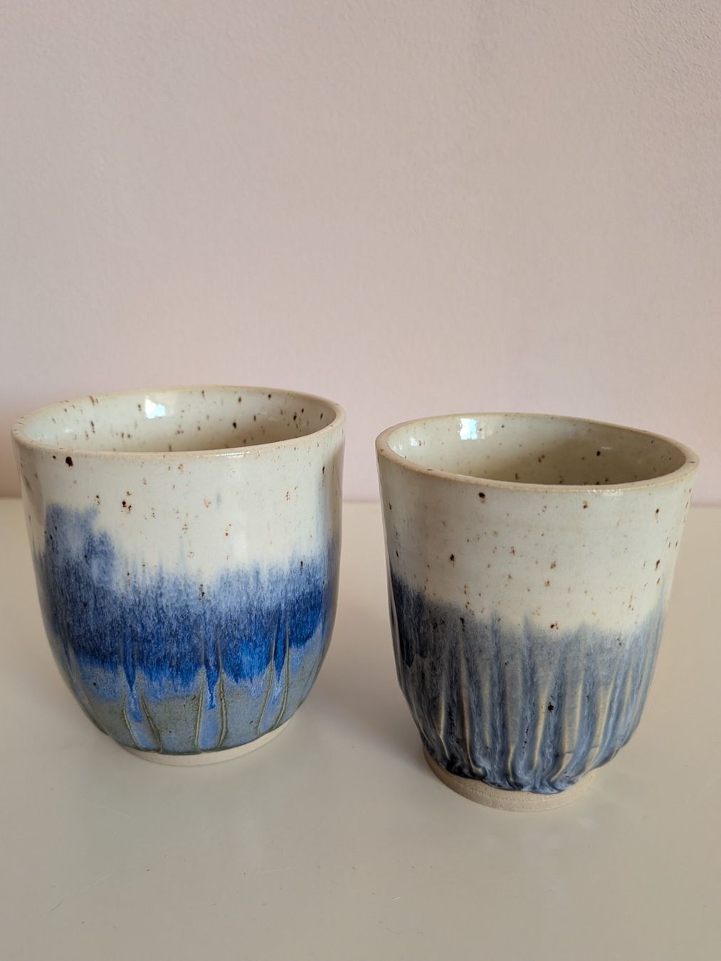 Tazze: 2er-Set handgetöpferte Studio-Keramik Becher / Tasse – Usato da Winterthur venduto da Prishy