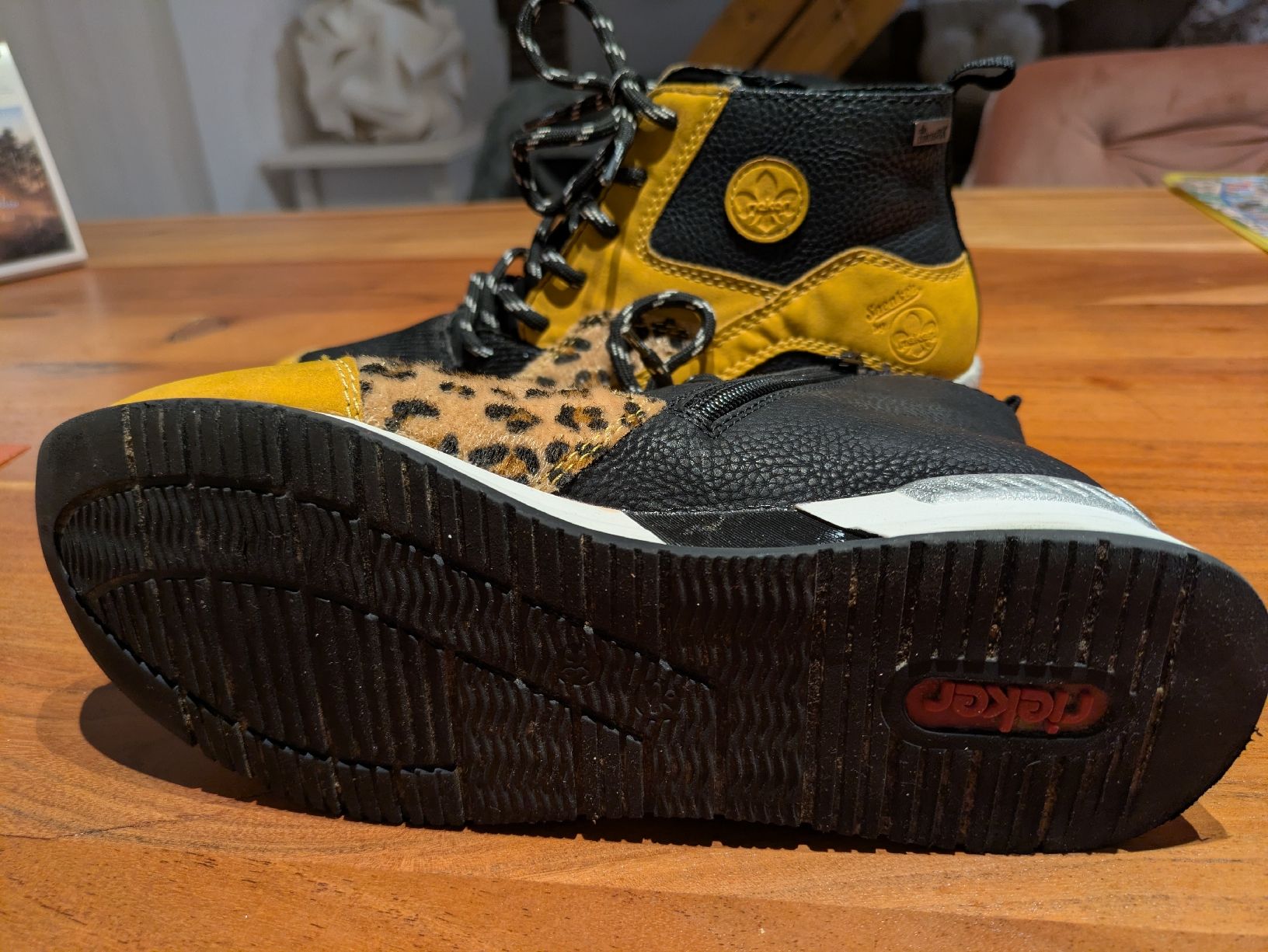 Rieker Scarpe da donna: Cooler Sneaker by Rieker, Gr. 39 – Nuovo (secondo la descrizione) da Sursee venduto da Aniri 4