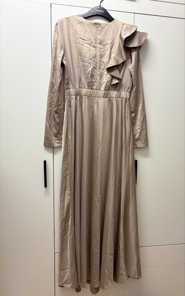 Kleider: Elegantes Abendkleid in glänzend-taupe, M – Neu und originalverpackt aus Basel von lolushka 2