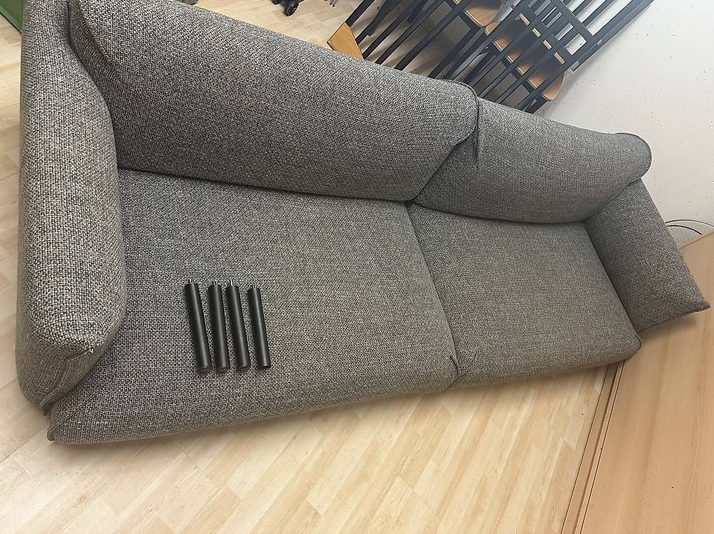 Sofas: Sofa Stoff – D'occasion à Sigriswil par ubu_pl2m