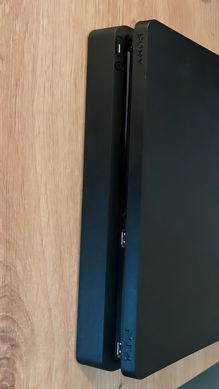 Console: PS4+xbox one+volant xbox/pc – Usato da Fribourg venduto da mal_8zjh 1