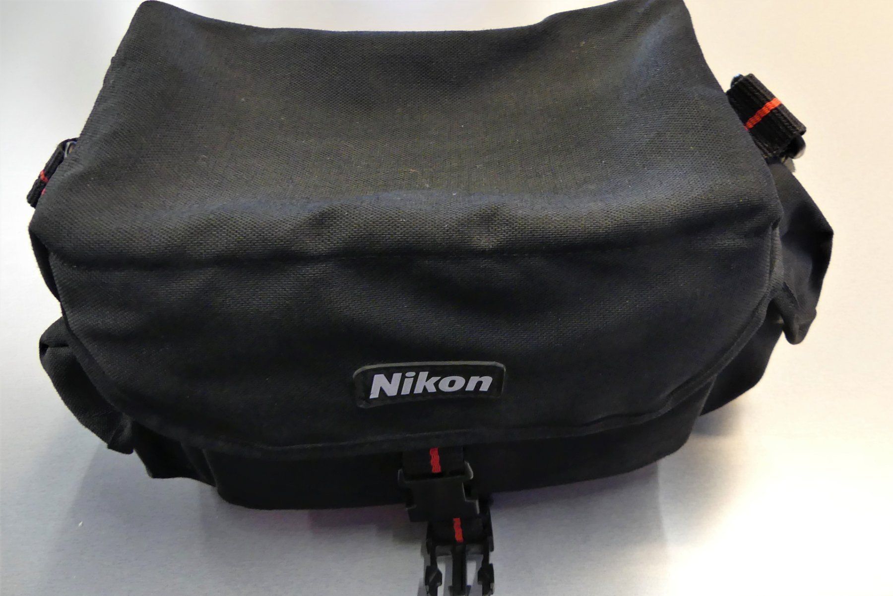 Nikon Fotocamera: FOTOKAMERA NIKON F90 – Usato da Triesen venduto da Rnc1 6