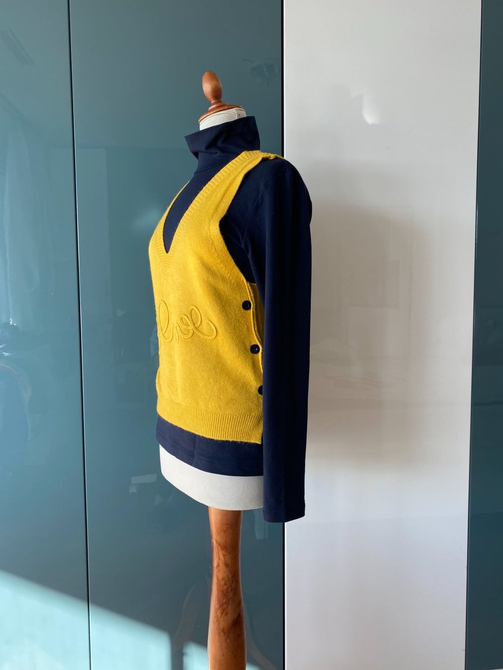 Gilet & Giacche senza maniche: Damen Weste Gilet M – Usato da Dübendorf venduto da Levintreyer 2