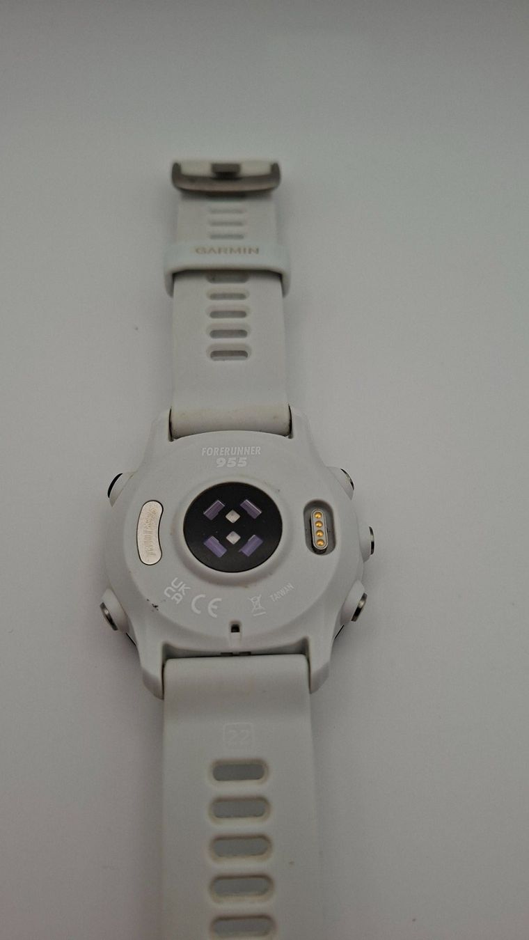 Garmin Montres: Garmin Forerunner 955 weiss, mit Ladekabel – D'occasion à Kriens par Wolly85 2