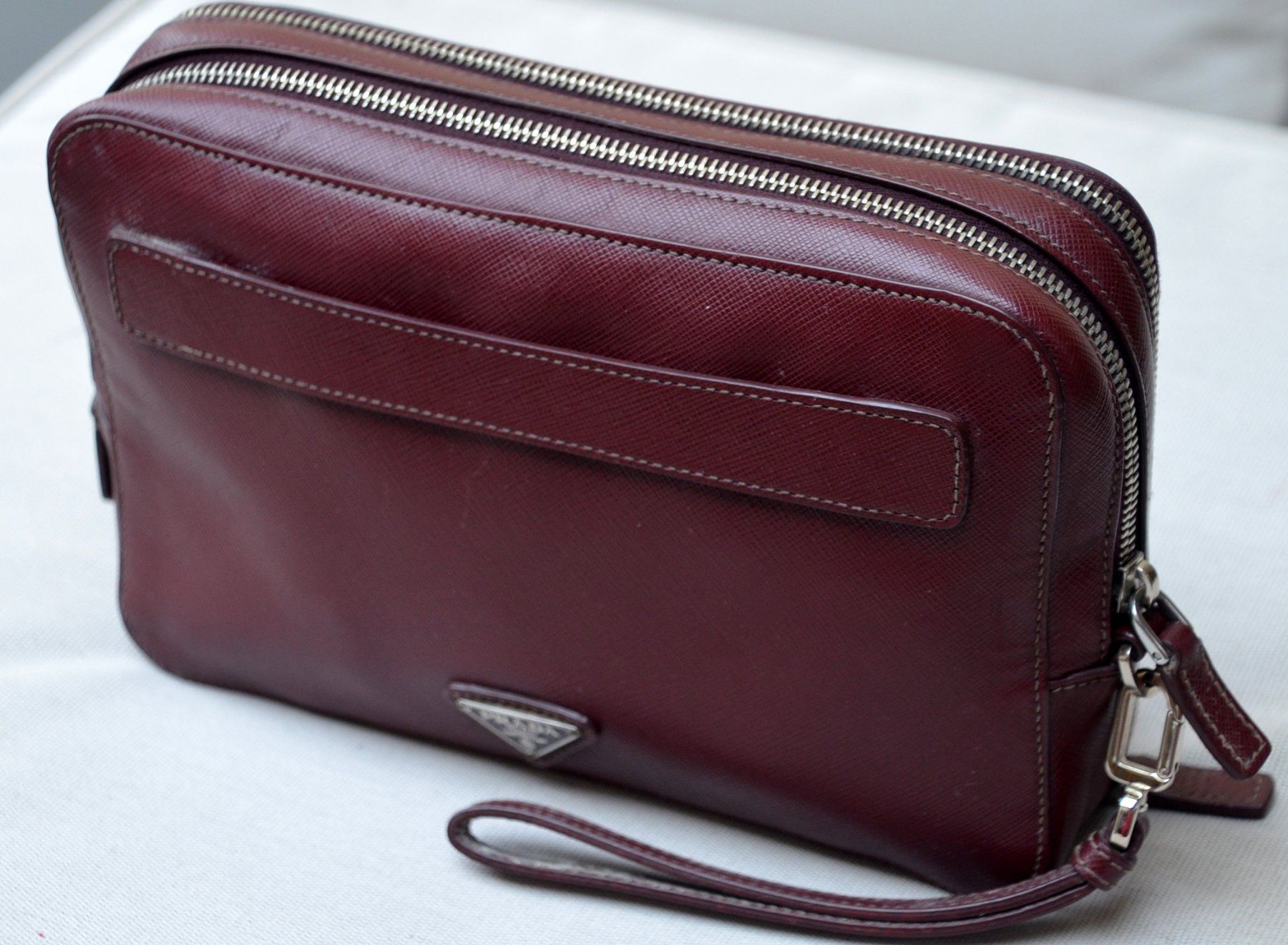 Prada Borse: Prada Clutch Minaudière Tasche / sac – Usato da Collonges venduto da Auganien 1