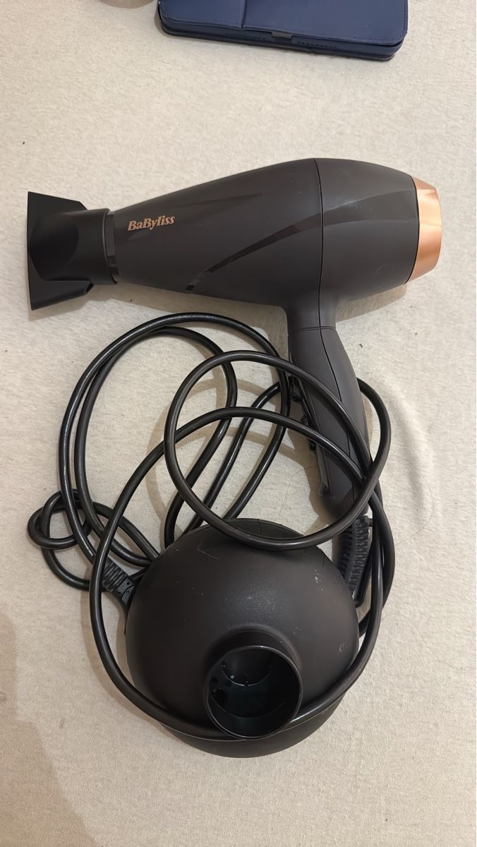 BaByliss Föhn: Sèche-cheveux BaByliss noir – Gebraucht aus Biel/Bienne von ant_h25x