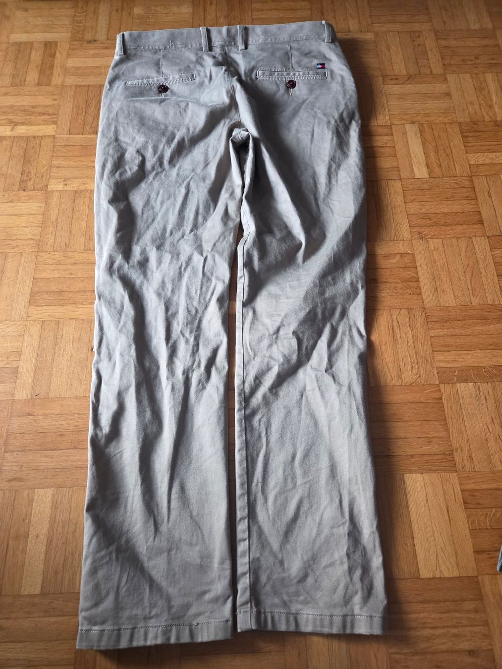 Pantaloni: 3 Hosen 32/32 – Usato da Basel venduto da grandfamily 8