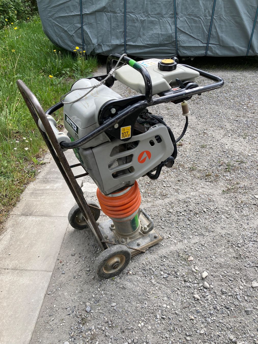 Alle Maschinen: Grabenstampfer Hutter T 70 – Gebraucht aus Rhäzüns von Eibe07