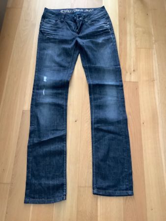 Total angesagte Esprit Bootcut Jeans Gr. 27/34