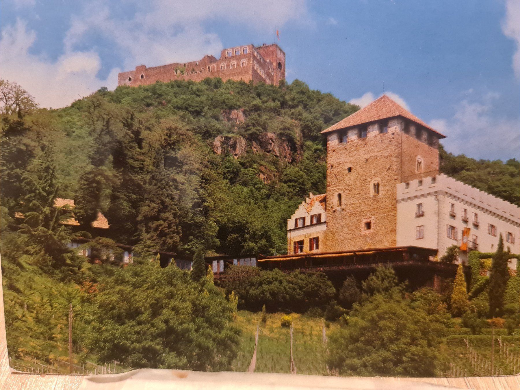 Cartoline postali: Ansichtskarte Hotel Schloss Korb Missian – Usato da Dintikon venduto da Vexi