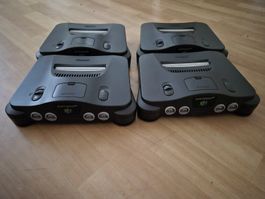 4 x Nintendo 64