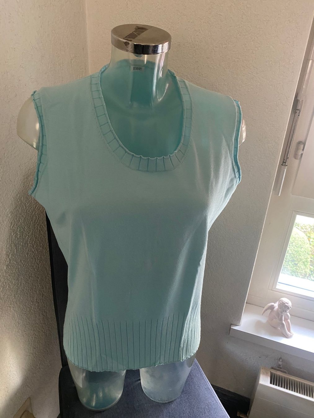 Twinset Lotti di vestiti: Twin-Set JOBIS.  Grösse 42 – Usato da Allenwinden venduto da Obalu 1