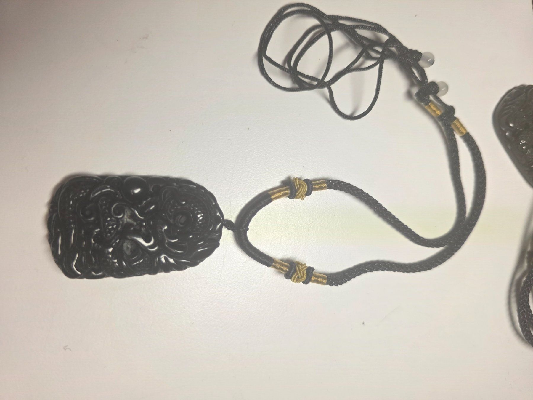 Minerali & Pietre curative: Obsidian chinesischer Drache Anhänger an Kette – Nuovo e nell'imballaggio originale da Matzingen venduto da Shay_Crystalz 2