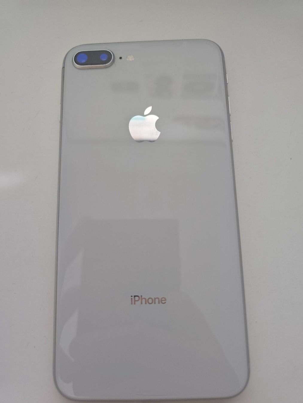 Apple Portables: iphone 8 plus – D'occasion à Killwangen par gen_yn72