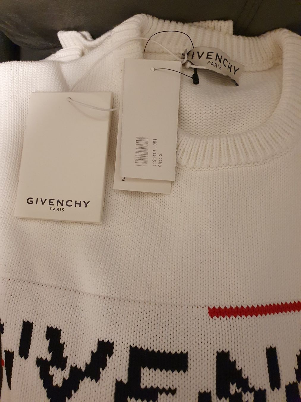 Givenchy Maglioni & Felpe: Givenchy Paris Strick-Pullover - Weiss, Größe S, Original – Nuovo (secondo la descrizione) da Kreuzlingen venduto da RahMal 3