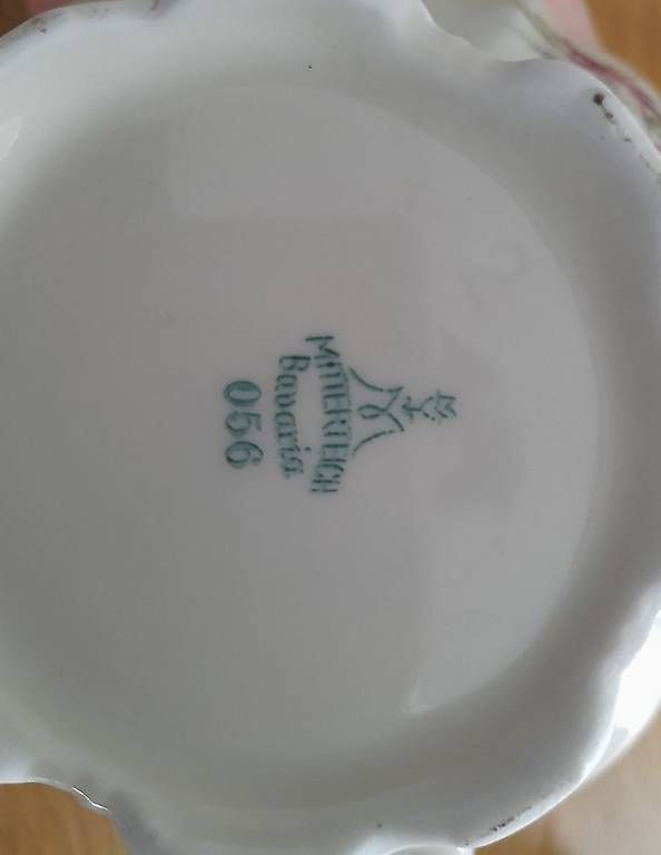 Set di piatti: Kaffeeservice Mitterteich Bavaria mit Goldrand – Usato da Bern venduto da Acdia 2