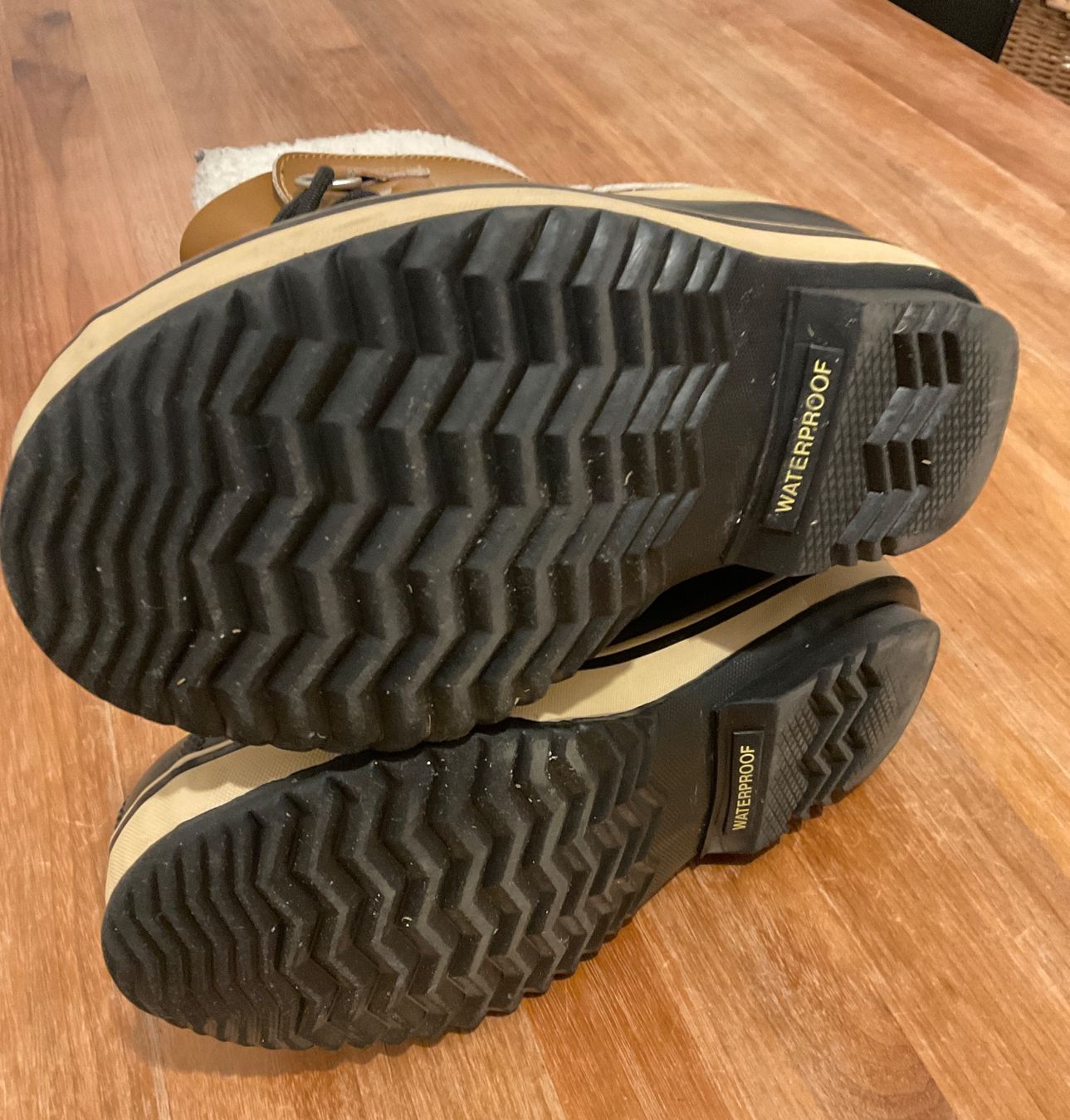 Sorel Scarpe per ragazzi: Winterschuhe Kinder Sorel Grösse 35 – Usato da Spiez venduto da chri-ga 3