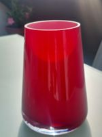 Grosse Villeroy &Boch Glasvase rot/weiss, signiert