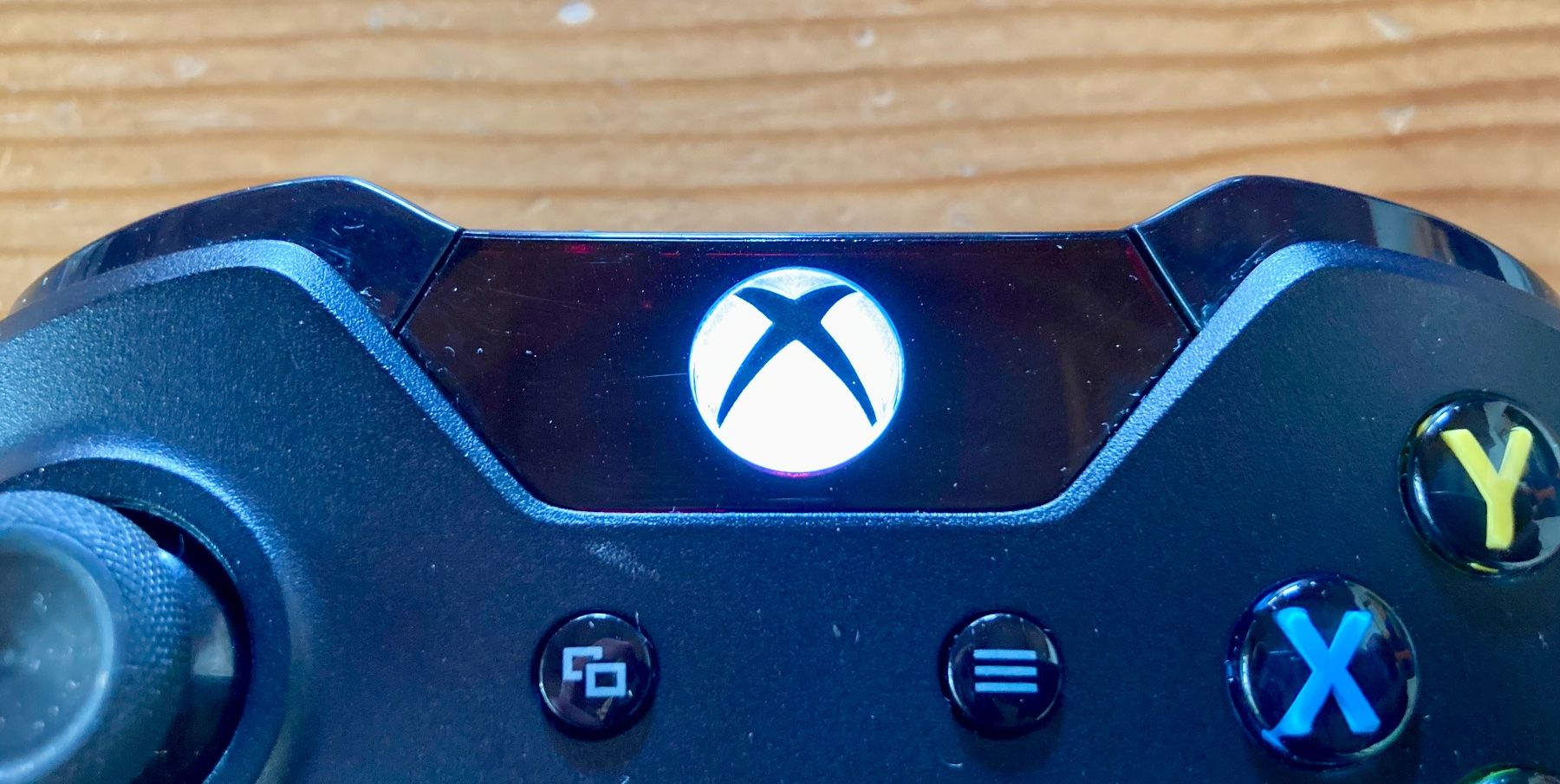 Microsoft Manettes: 2x Original Wireless Controller (weiss & schwarz) - XBOX One – Neuf (Voir description) à Zürich par Djmotionch 8