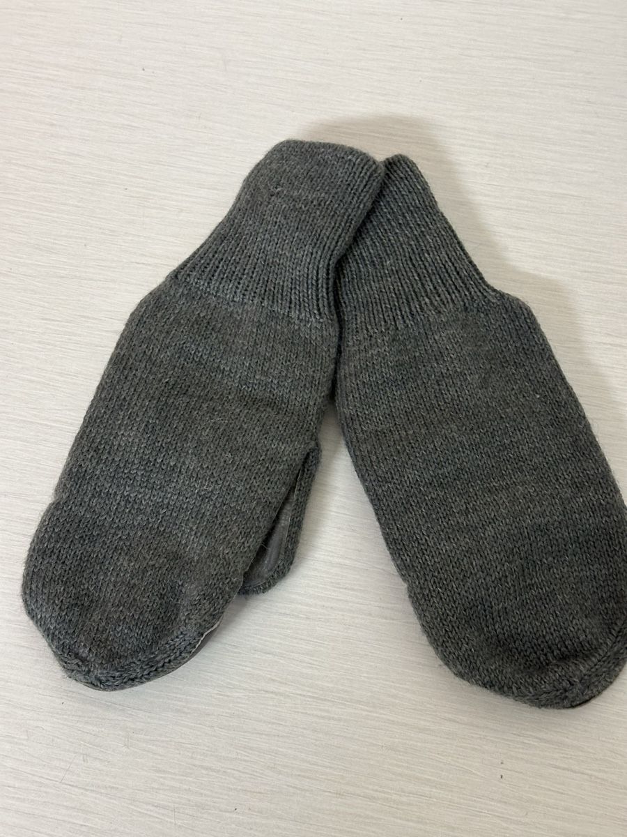 Guanti & manicotti: Militär Handschuhe – Usato da Thun venduto da jeff070 1